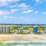 The Atlantic By Brightwild-Ocean Views, Pool Bar