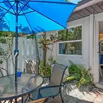 Siesta Key Palms Resort
