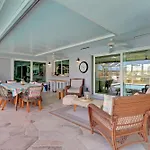 Inviting Lakeview Home L Pool L Close To Beaches
