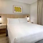 Sonesta Simply Suites Miami Airport Doral