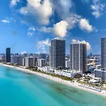 Sunset Bliss Resort - Oceanfront Apartment With Great Resort Amenities, Rooftop Pool And Hot Tub