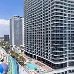 Sunset Bliss Resort - Oceanfront Apartment With Great Resort Amenities, Rooftop Pool And Hot Tub