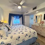 El Matador 217 - Ground Floor Unit