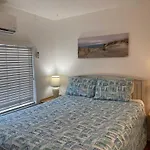 Twins Inn & Apartments