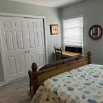 5 Min To Beach Large Living Room Fenced Backyard Bbq Firepit Driveway Boat Parking