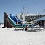 201 Belleair Beach Club