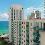 Oceanfront Luxury Penthouse On The Beach 3 Bedroom