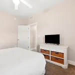 Laketown Wharf 0932
