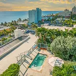 Costa Hollywood Beach