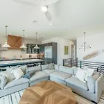Mariners Crossing - Stunning Luxury Home W Gulf Views From Every Room Rooftop Deck Poolspa