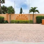 The Villas 2B