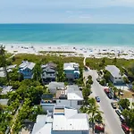 Palmetto Paradise