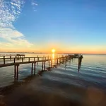 Condo In Waterfront Resort With Balcony Close To Beaches Free Bikes