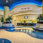 Ocean Walk 2424B