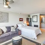 Daytona Beach Retreat Beach Access!