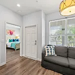 Solterra, Luxury Condo, Resort Pool In Greenlinks