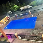 Home Town Inn & Suites