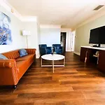 Bayfront Inn
