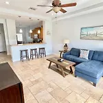 Vistalmar Beach Resort
