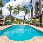 Hampton Inn & Suites Wellington