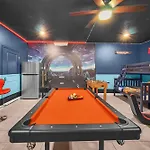 Waterfront 8Br5Ba Game Room/Pool/Spa/Office Space