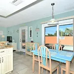 The Villas 2B