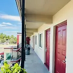 Executive Economy Lodge