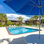 Bass & Sun Condominium 2/2 Bedroom