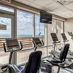 Beachfront Spacious Renovated Condo - Pools, Hot Hub, Spa - Walk To Pier Park In Pcb