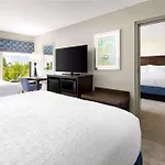 Hampton Inn Naples-Central