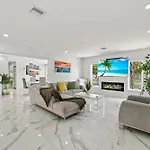 Miami House With Hot Pool-Spa & Pool Table L48