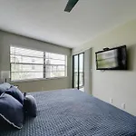 Waterfront Marco Island Condo With Pool And Hot Tub!