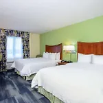 Hampton Inn & Suites - Fort Pierce