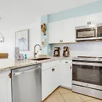Magnolia House #202