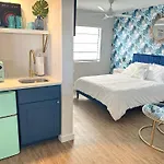 Sunburst Inn- Indian Shores Beach