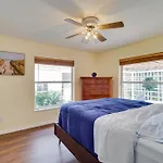 Casa Blanco Florida Escape Pool, Fire Pit And Grill