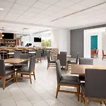 Embassy Suites By Hilton Tampa Airport Westshore