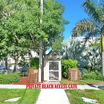 Beach Club 403