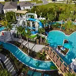 Modern Townhome With Resort Amenities