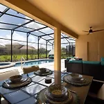 7547Oml-Solterra Resort