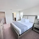 200Kb - Balmoral Resort
