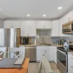 Waveside Oasis 52