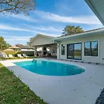 Taj Duval, Sleeps 14, Pool, Lux