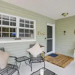 Colorful Clearwater Home About 5 Mi To The Beach!