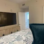 Ocean Blue At 1805 Aqua