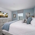 Great 8 Bedroom Villa W Games Theater Pool By Disney