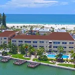Treasure Island Beach, Fl Waterfront Condo Located Steps Away From The Intracoastal Waterway
