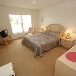 Laguna Villas