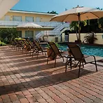 Ocean Lodge