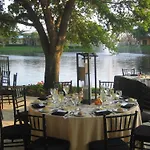 Inn At Pelican Bay